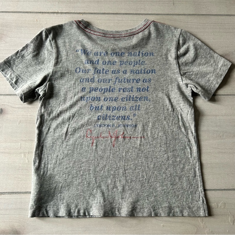 Peek Lyndon B Johnson One Nation Gray Graphic T-Shirt USA Map Graphic - Picture 2 of 3